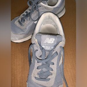 New Balance Women's 515 sneakers